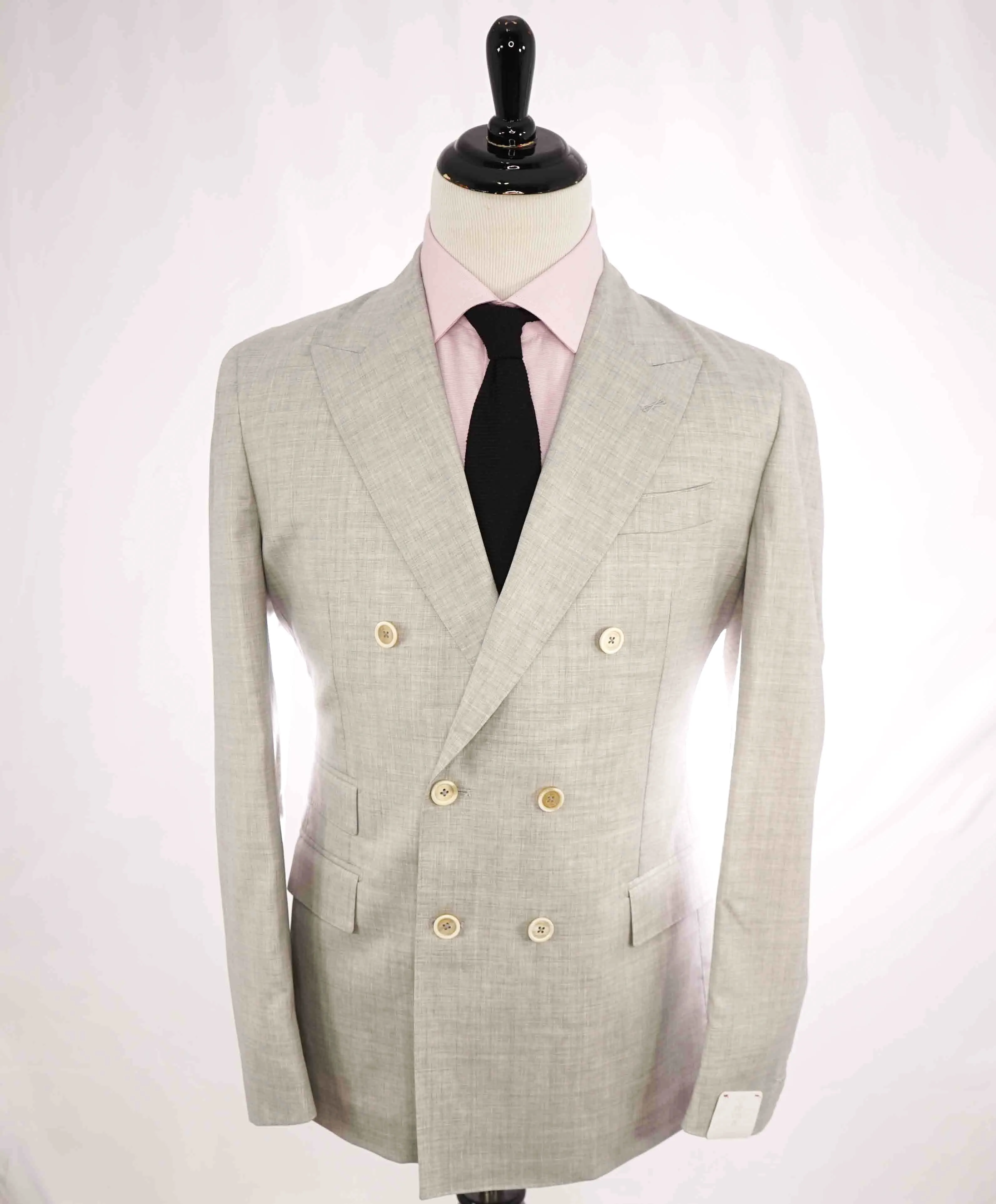 $2,495 ELEVENTY - DOUBLE-BREASTED Wool/Silk Light Gray Suit - 40US (50EU)