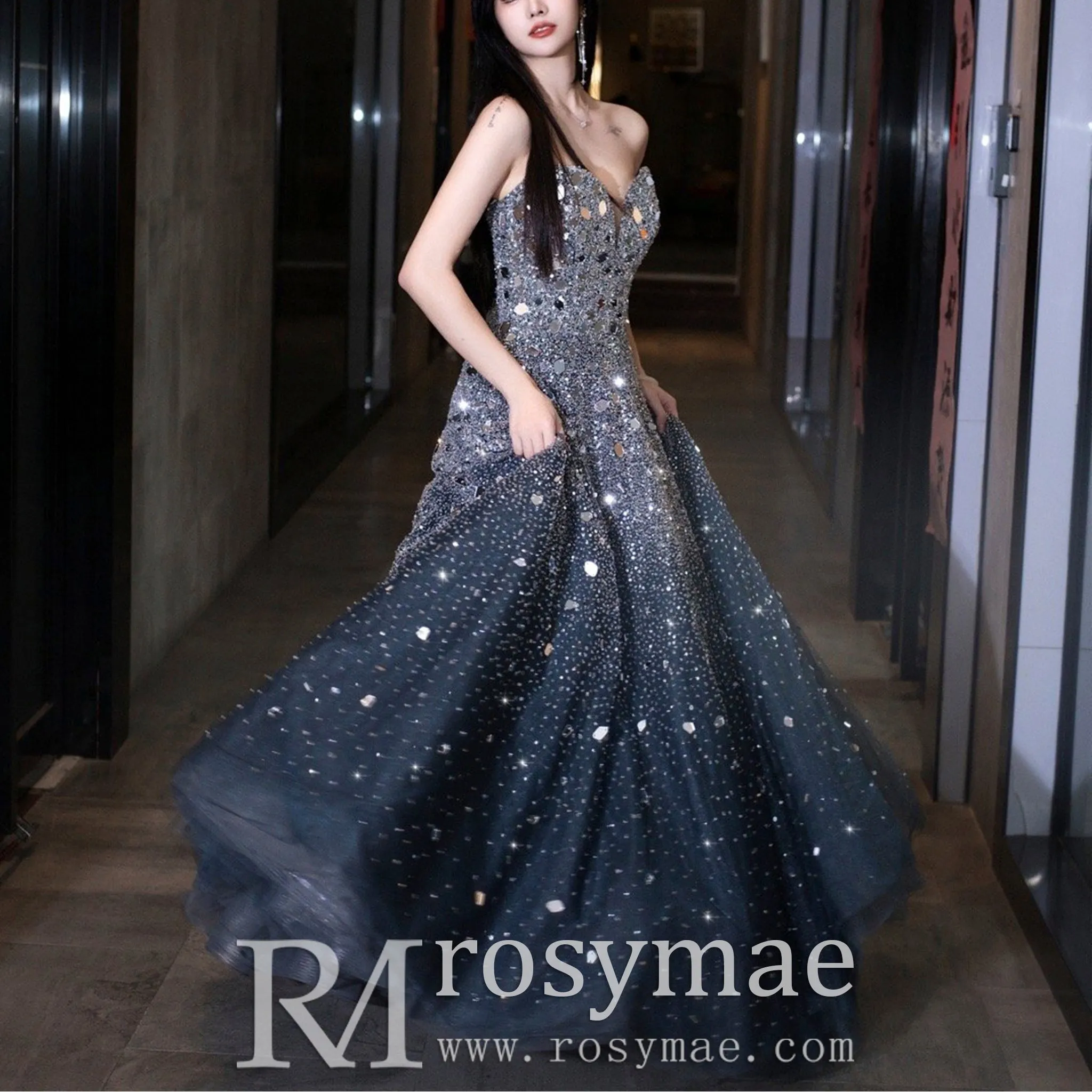 A-line Sparkly Evening Dresses Party Gowns with Sweetheart Neck