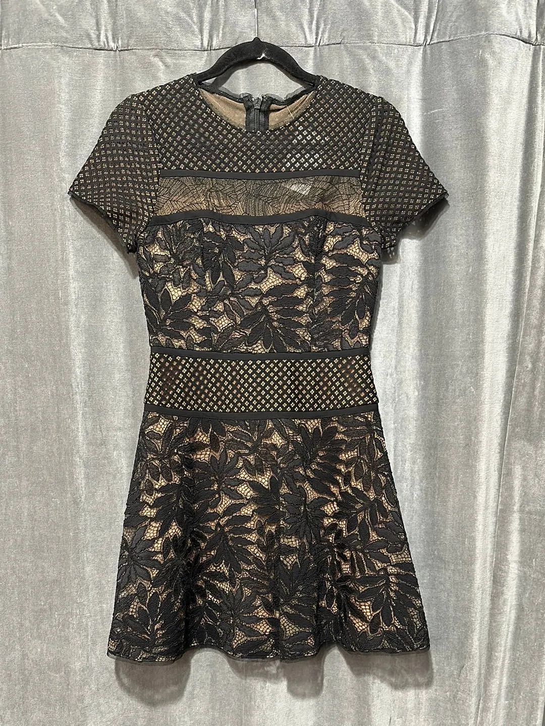 BCBG 'Eleanor' Black Short Sleeve Dress