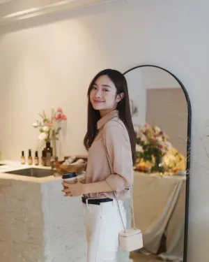 Dull Satin Slim Shirt