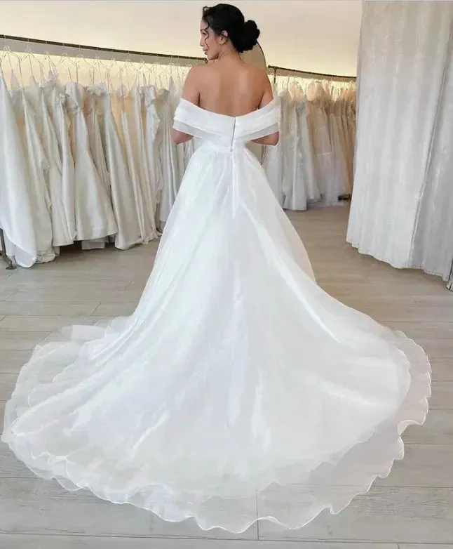 Graceful A Line Wedding Dresses For Women Off Shoulder Draped Pleats Tiered Sweep Train Bridal Gowns Customize Robe De Mariée