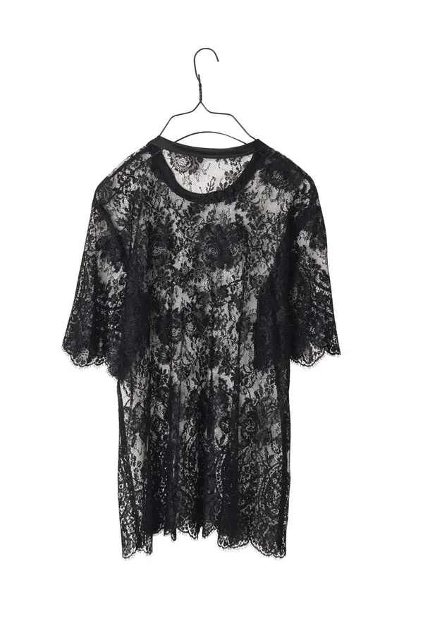 LACEY BLACK TEE