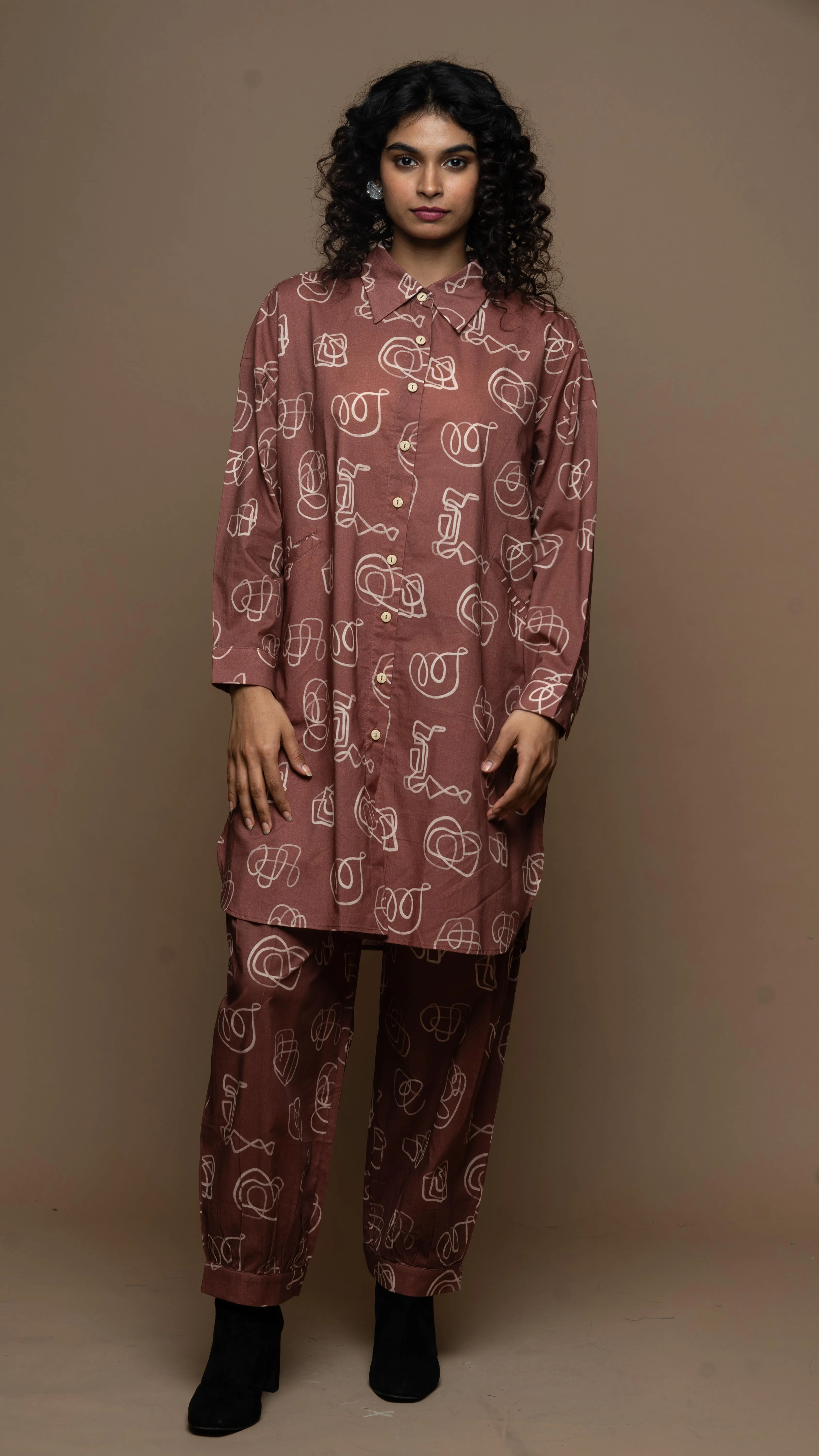 Marsala Arya Co-ord Kurta Set in And I dream more Pattern