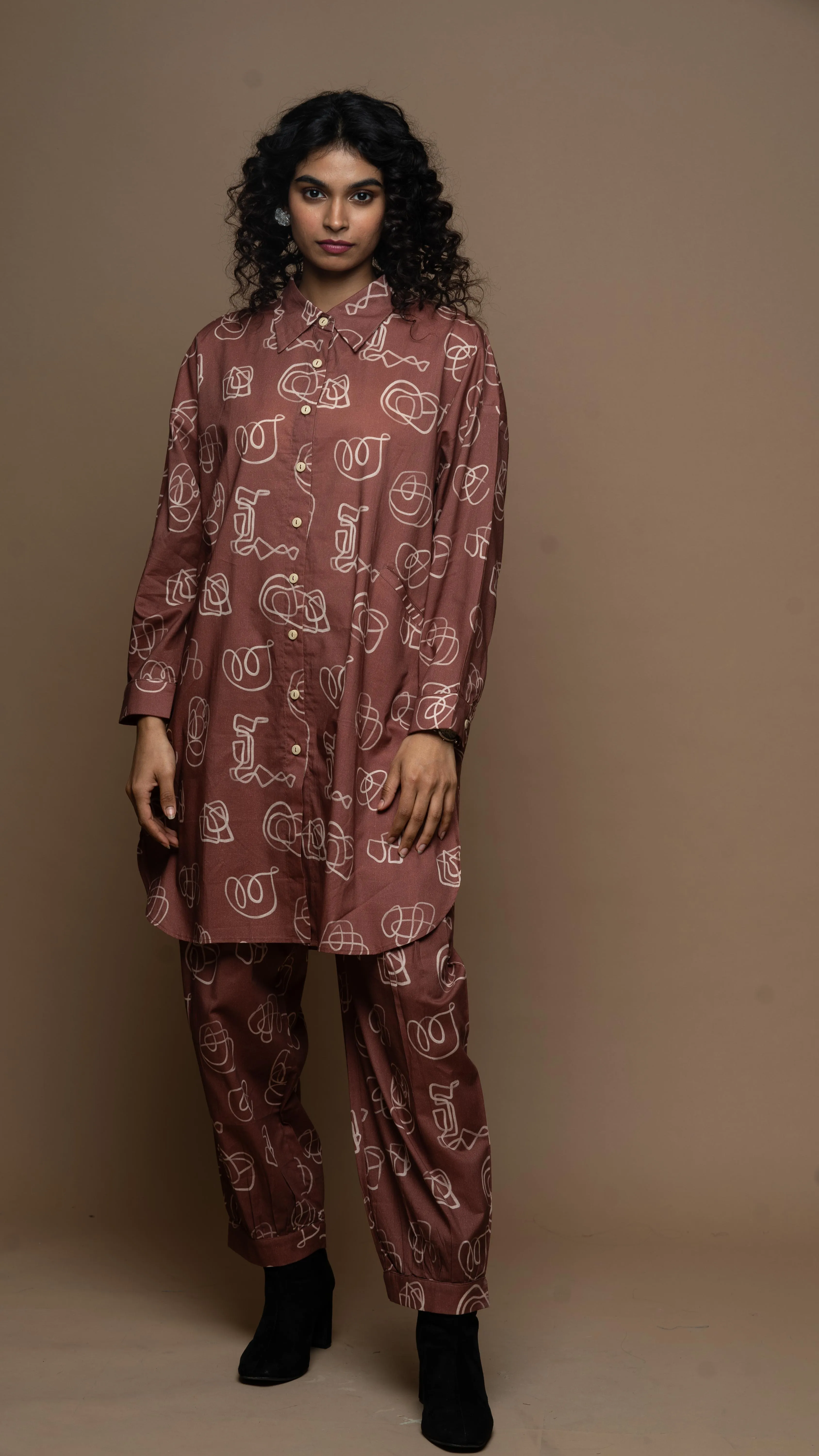 Marsala Arya Co-ord Kurta Set in And I dream more Pattern