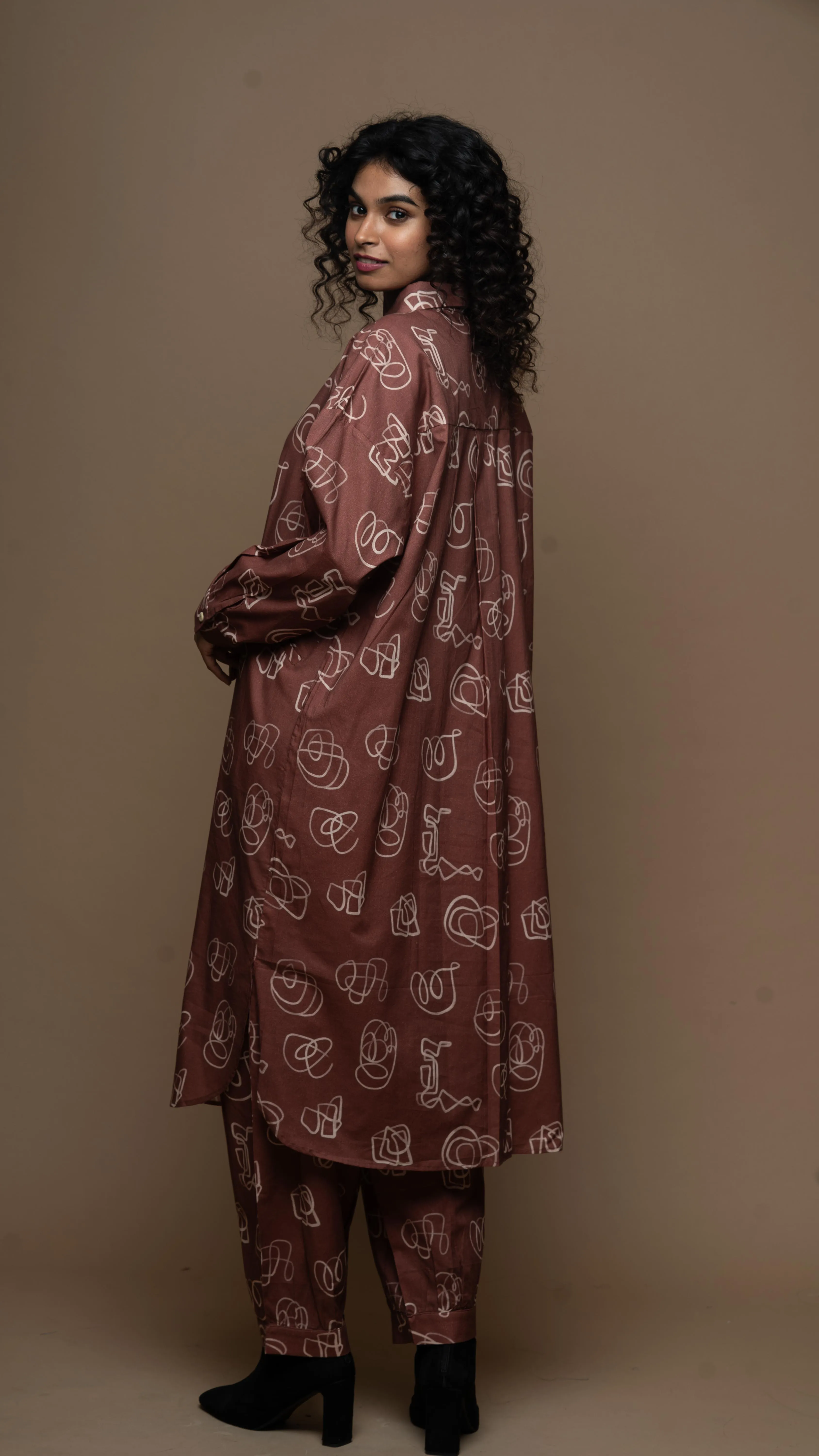 Marsala Arya Co-ord Kurta Set in And I dream more Pattern