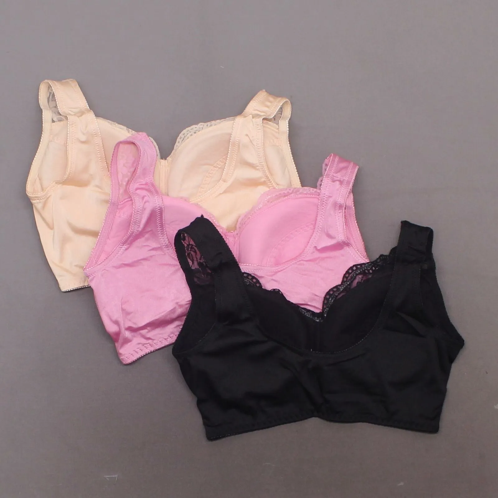 New Rhonda Shear LOT OF 3 Pinup Bra With Removable Pads. 656439-NEW Large