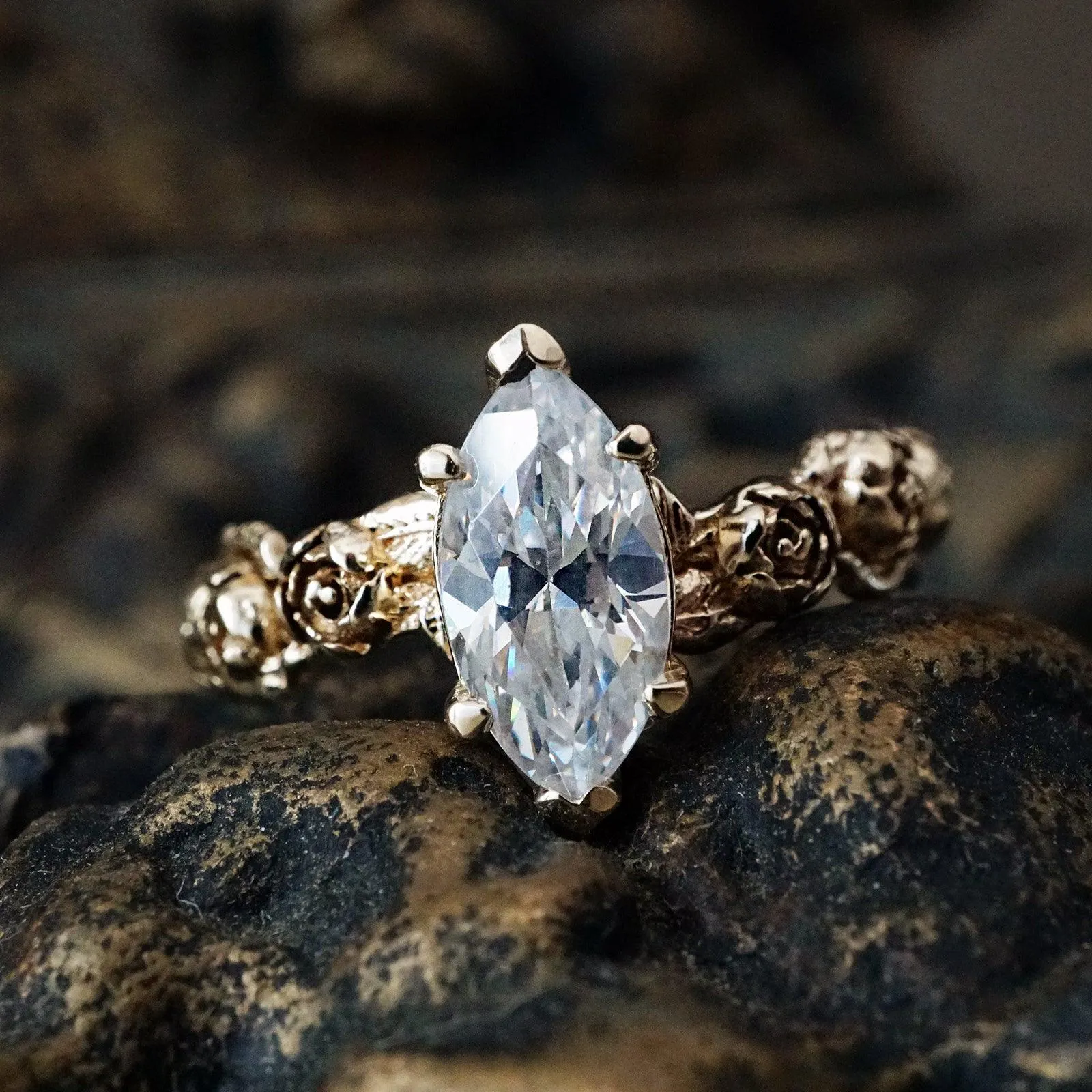 Peonies Marquise Diamond Ring, 0.9ct (Natural or Moissanite)