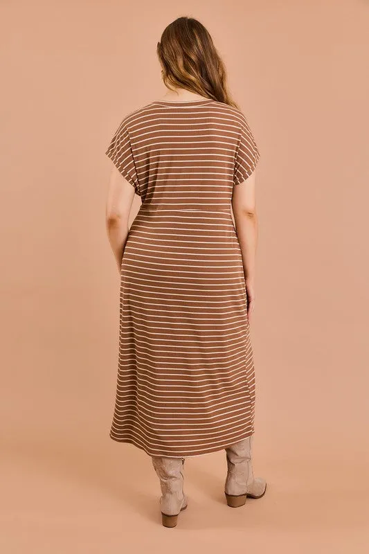 Plus Short Sleeve Waist Pleated Stripe Dress