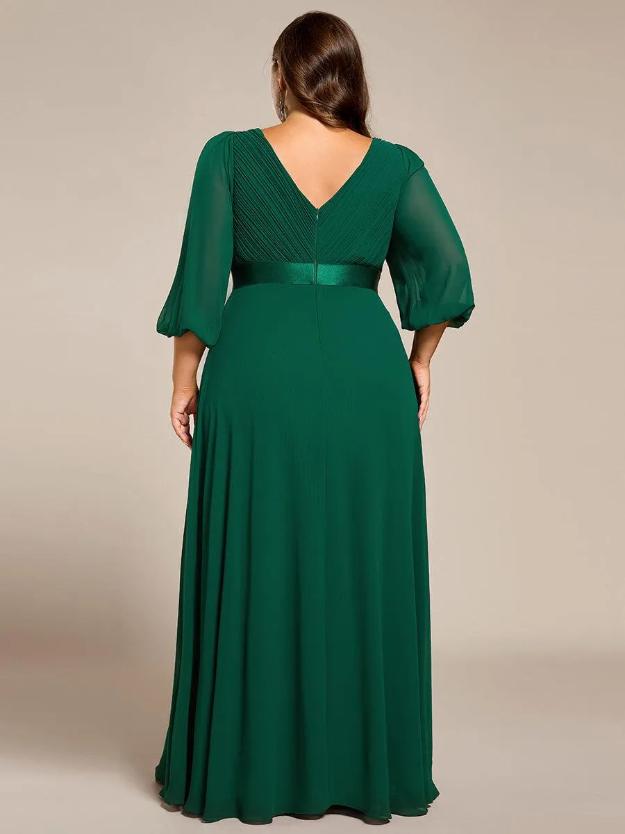 Robe de soirée taille empire plissée en mousseline de soie à manches longues