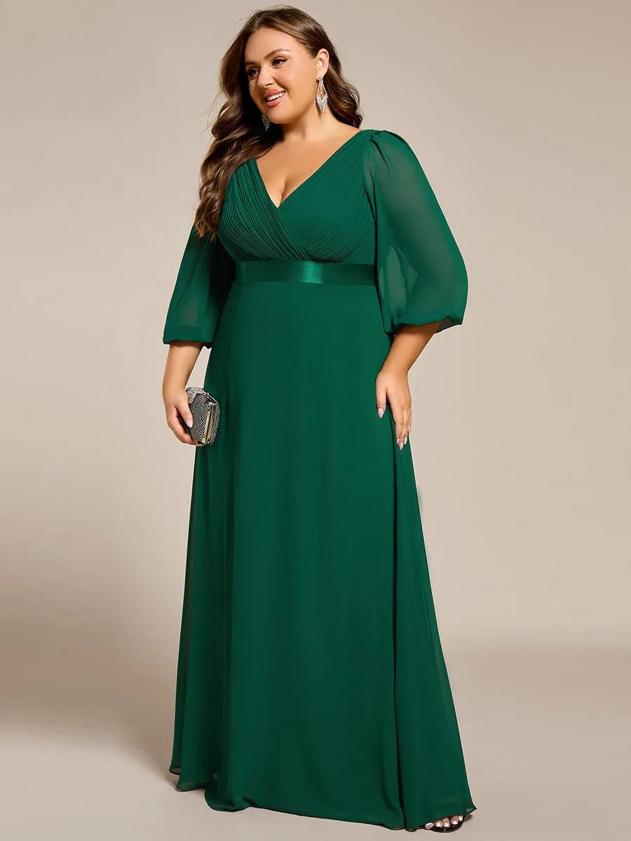 Robe de soirée taille empire plissée en mousseline de soie à manches longues