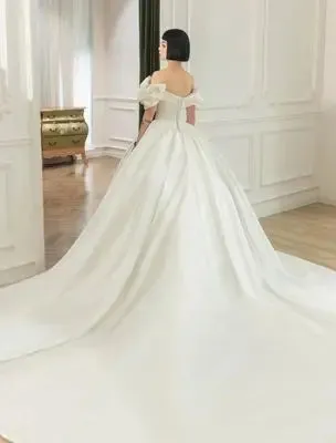 Short Sleeve Neck Lace Up Back Satin Ball Gown Wedding Dress With Chapel Train