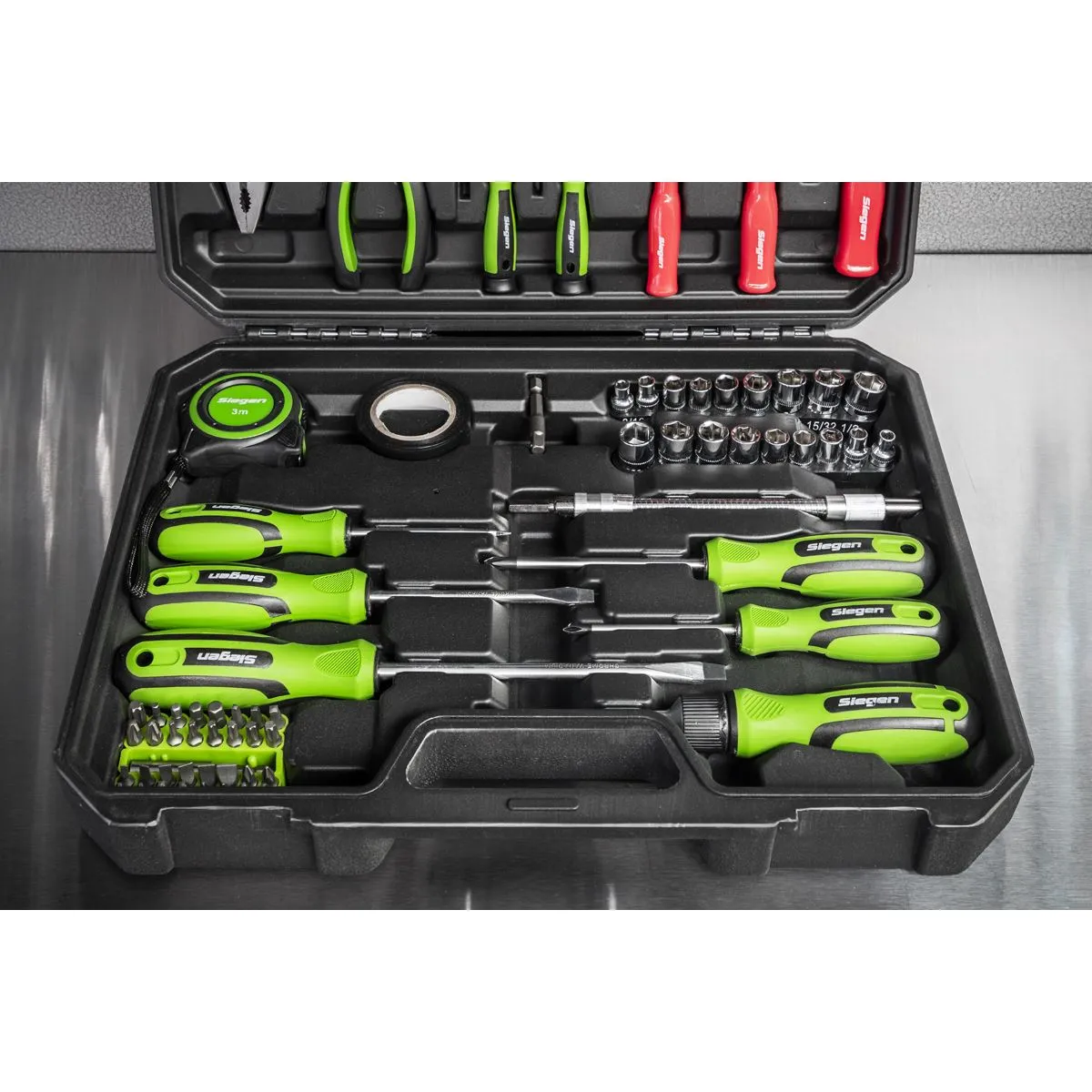 Siegen by Sealey Tool Kit 73 Piece Insulated Screwdrivers Sockets Tape Ratchet Driver
