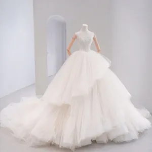 Straight Neckline Strapless Wedding Dresses with Multi Tulle
