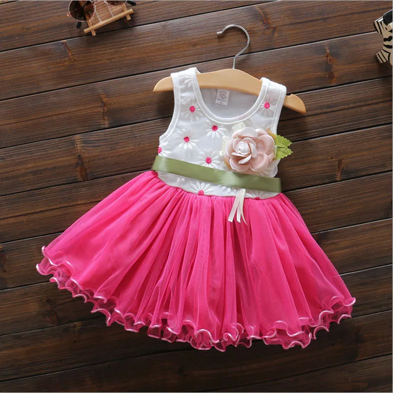 Summer print dress for birthday party, looks like princess tutu, looks cute