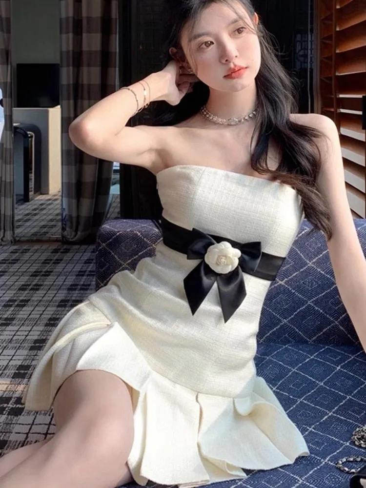 Women's French Elegant Small Fragrance Mini Dress Flower Pleated Mini Dress