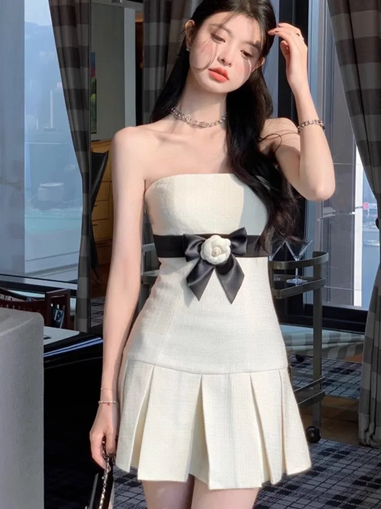 Women's French Elegant Small Fragrance Mini Dress Flower Pleated Mini Dress