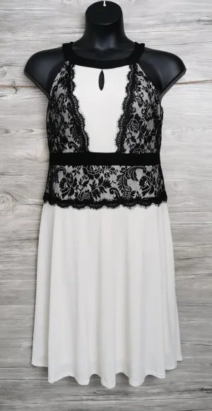 WOMENS PLUS SIZE 14 - SANGRIA PETITE, Empire Lace Dress EUC B53